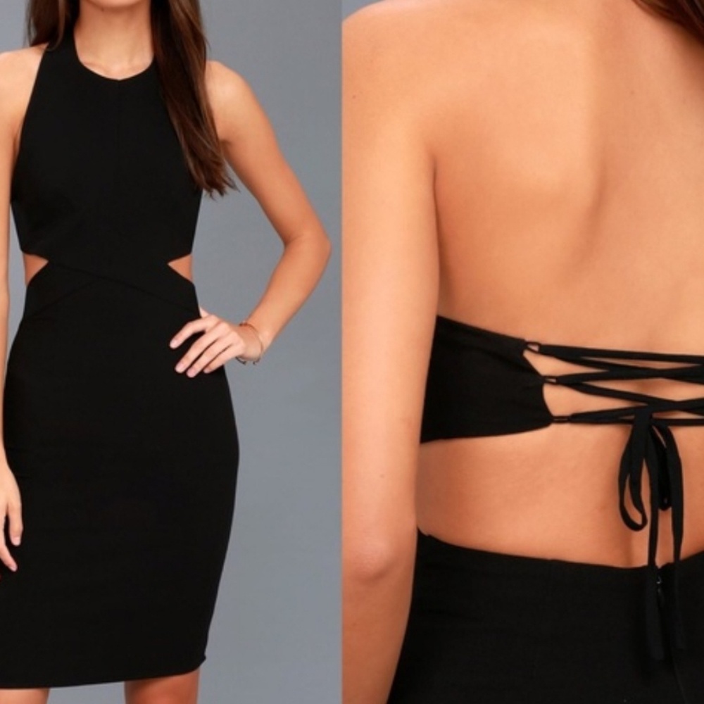 🔴🔴SOLD🔴🔴Lulu's Halter Dress